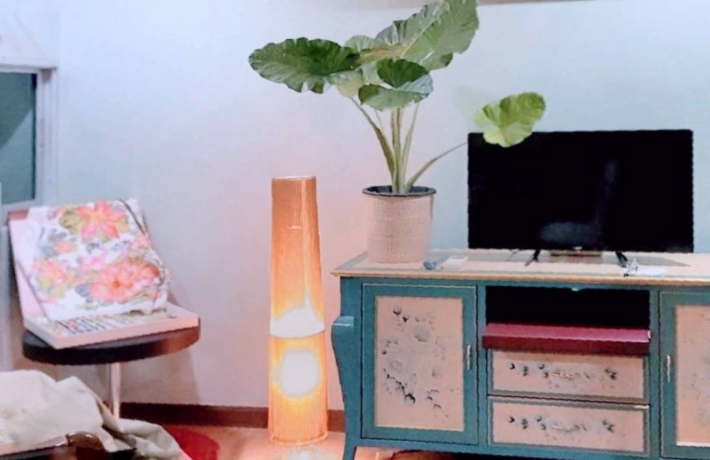 🔥ให้เช่าด่วน🔥คอนโดเดอะ คริส รัชดา 17 ใกล้รถไฟฟ้า MRT สุทธิสาร เพียง 0.4 กม. เฟอร์นิเจอร์ครบ พร้อมเข้าอยู่