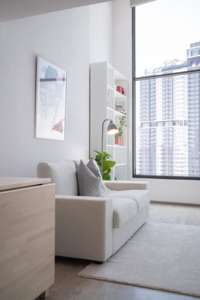 🔥ให้เช่าด่วน🔥โซโห​ แบงค็อก​ รัชดา ใกล้ BTS ห้วยขวาง เฟอร์นิเจอร์ครบ พร้อมเข้าอยู่