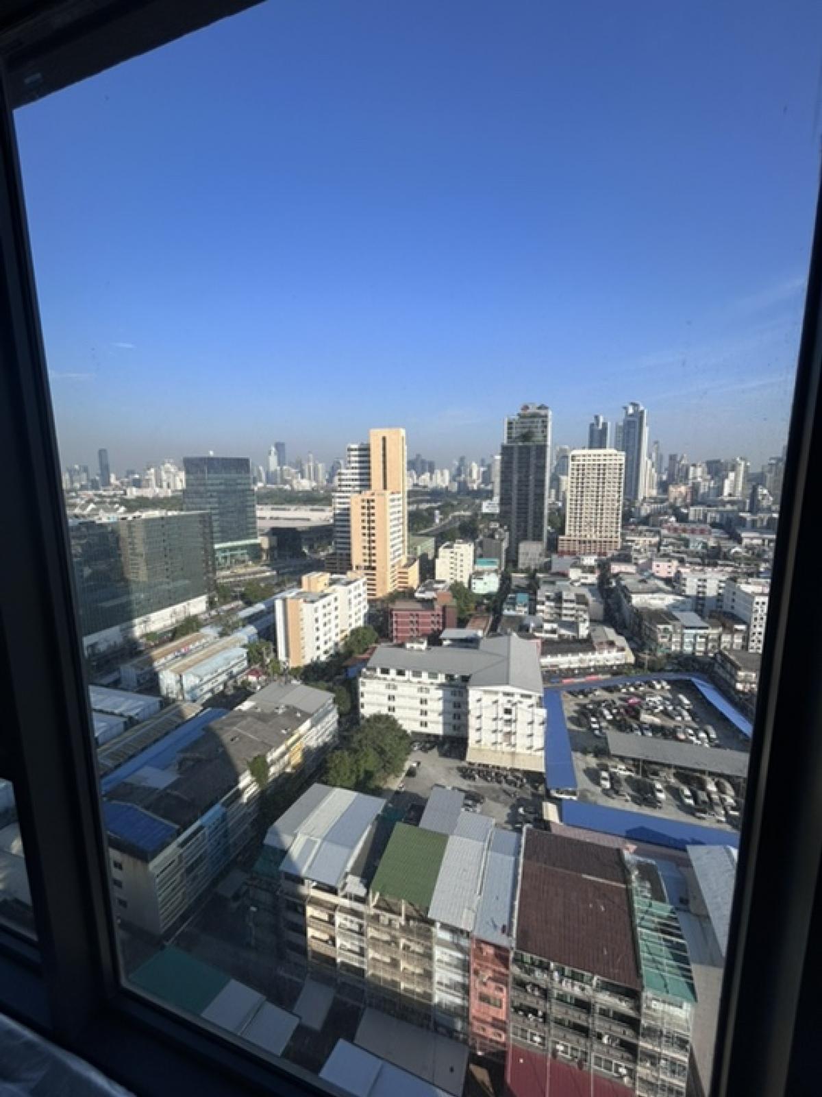 🔥ให้เช่าด่วนสุด🔥ไลฟ์ พระราม 4 - อโศก ชั้น 20 วิวเมืองสุดตระการตา พร้อมเฟอร์นิเจอร์ครบชุด พร้อมเข้าอยู่ทันที