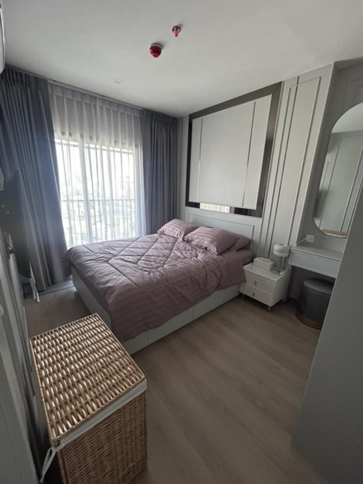 🔥ให้เช่าด่วนสุด🔥ไลฟ์ พระราม 4 - อโศก ชั้น 20 วิวเมืองสุดตระการตา พร้อมเฟอร์นิเจอร์ครบชุด พร้อมเข้าอยู่ทันที