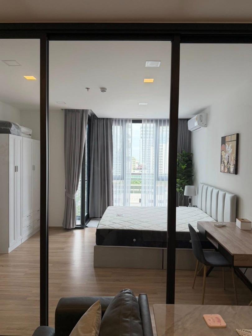 🔥ให้เช่าด่วน🔥เอ็กซ์ที พญาไท ห้องกว้าง ตกแต่งสวย เฟอร์นิเจอร์ครบพร้อมเข้าอยู่ ห่าง BTS พญาไทเพียง 650 เมตร