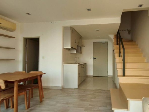 🔥ขายด่วน+🔥ไอดีโอ โมบิ สาทร ใกล้สถานีรถไฟฟ้า BTS กรุงธนบุรี เฟอร์นิเจอร์ครบ พร้อมเข้าอยู่