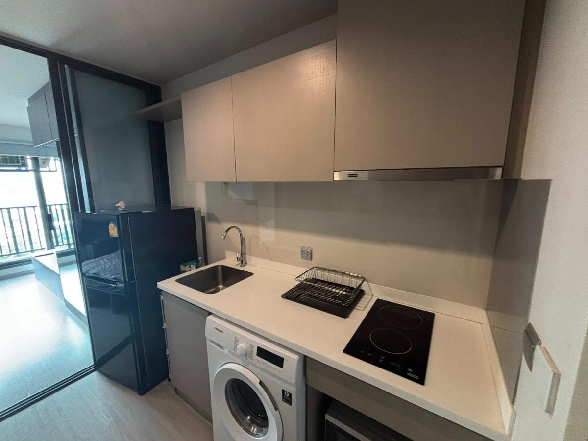 🔥ให้เช่าด่วน🔥ไลฟ์ ลาดพร้าว วิวสวย เฟอร์นิเจอร์ครบพร้อมเข้าอยู่ ใกล้ MRT พหลโยธิน และ BTS ห้าแยกลาดพร้าว