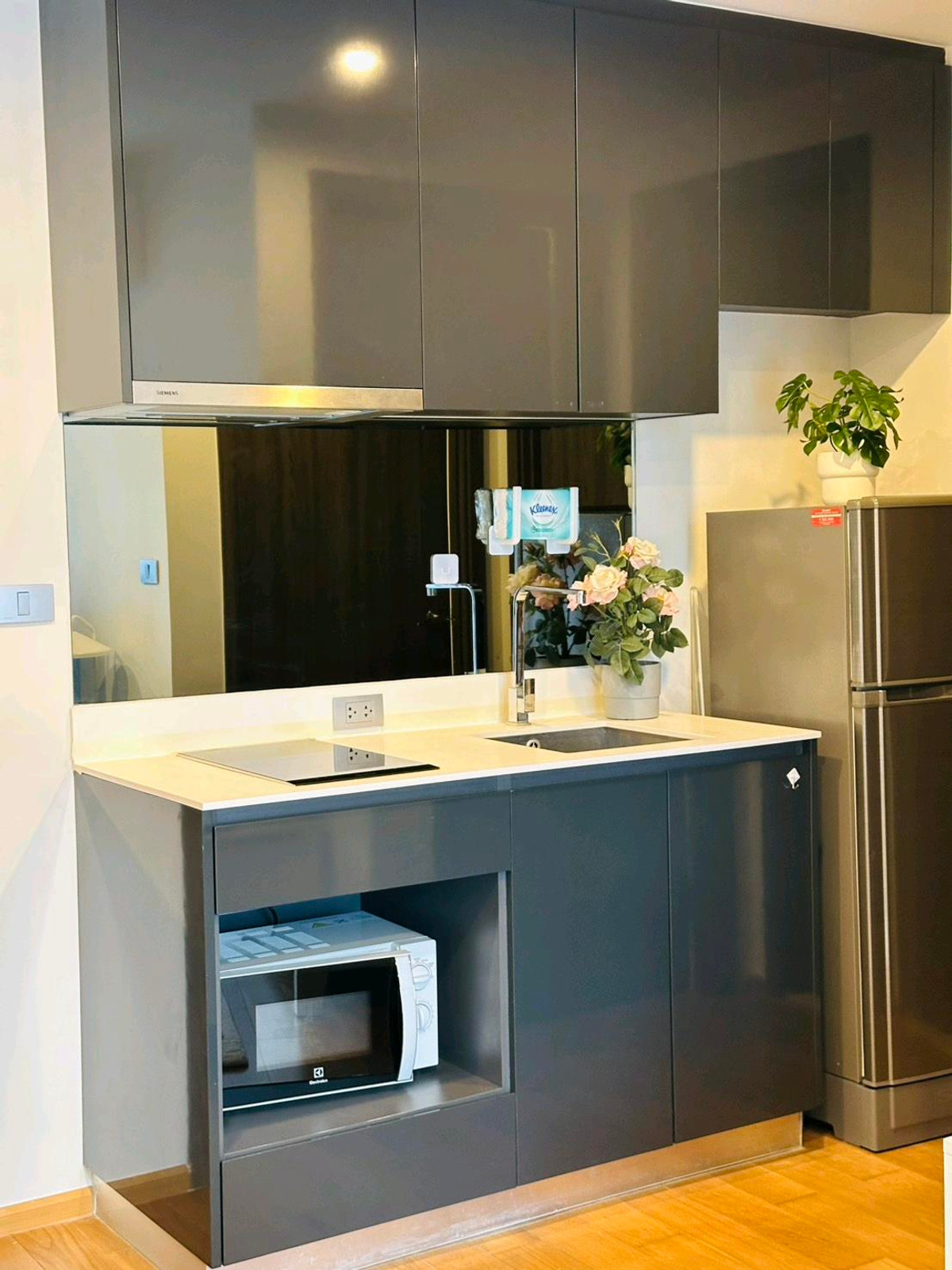 🔥ให้เช่าด่วน🔥อัลติจูด สามย่าน - สีลม ห้องกว้าง เฟอร์นิเจอร์ครบพร้อมเข้าอยู่ ใกล้ MRT สามย่าน