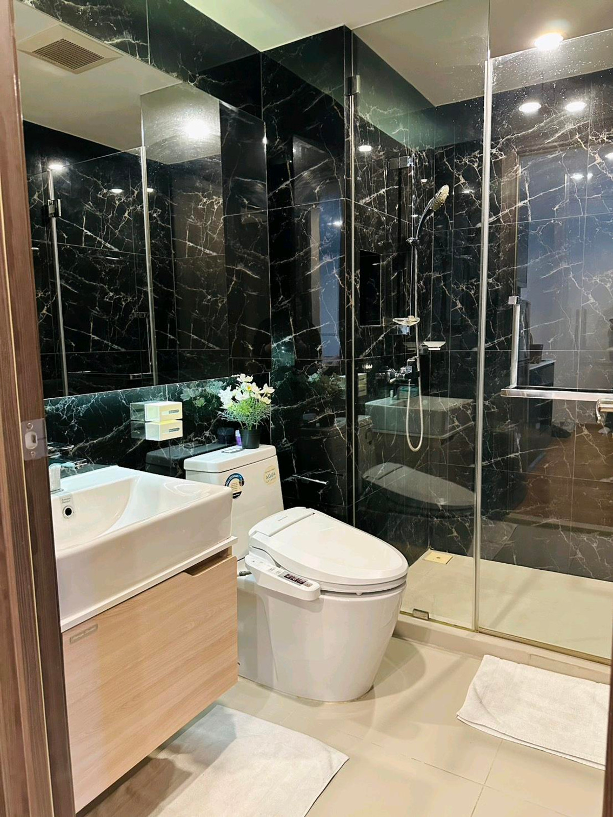 🔥ให้เช่าด่วน🔥อัลติจูด สามย่าน - สีลม ห้องกว้าง เฟอร์นิเจอร์ครบพร้อมเข้าอยู่ ใกล้ MRT สามย่าน