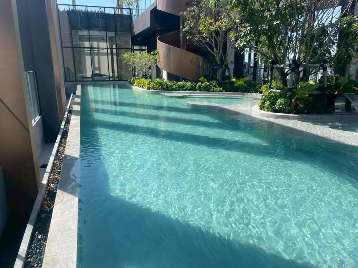 🔥ให้เช่าด่วน🔥โนเบิล นิว ดิสทริค อาร์ไนน์ ใกล้ Mrt พระราม 9 และเซนทรัล พระราม 9 เพียง 180 เมตร ห้องใหม่ เฟอร์นิเจอร์ครบ พร้อมอยู่ (เปิดเช่าระยะยาวและเช่าระยะสั้น)