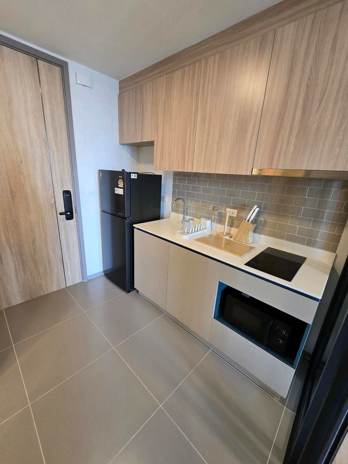 🔥ให้เช่าด่วน🔥เอ็กซ์ที พญาไท เฟอร์นิเจอร์ครบพร้อมเข้าอยู่ ใกล้ BTS พญาไท