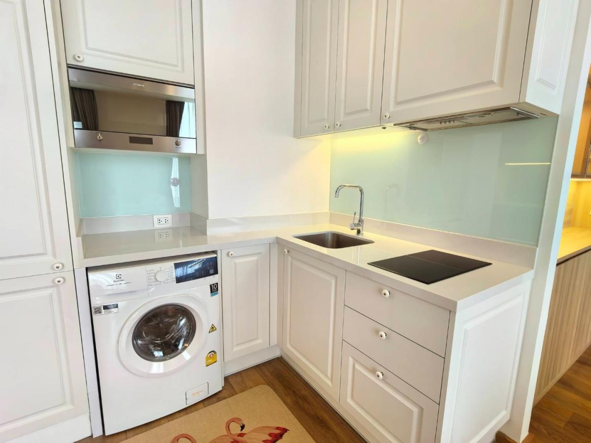 🔥ให้เช่าด่วน🔥โนเบิล บี สุขุมวิท 33 เฟอร์นิเจอร์ครบพร้อมเข้าอยู่  ใกล้ BTS พร้อมพงษ์