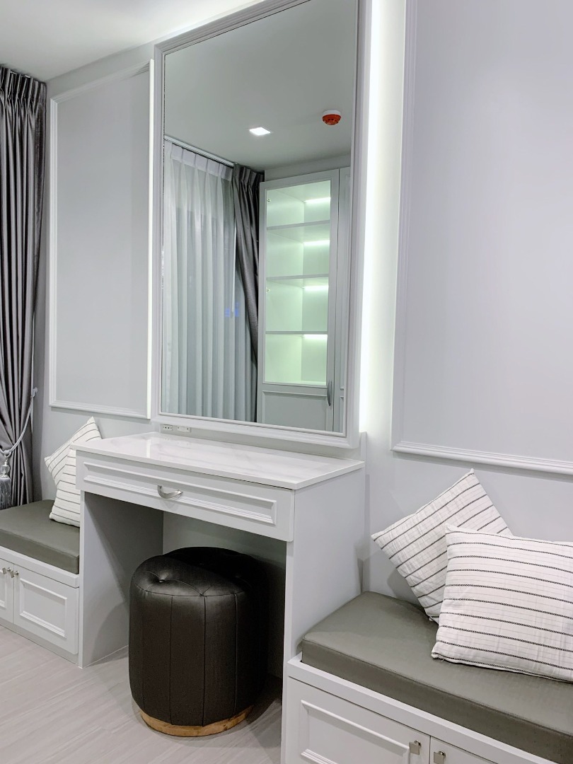 🔥ให้เช่าด่วน🔥ไลฟ์ อโศก-พระราม 9 ตกแต่งสวย เฟอร์นิเจอร์ครบพร้อมเข้าอยู่ ใกล้ MRTพระราม 9