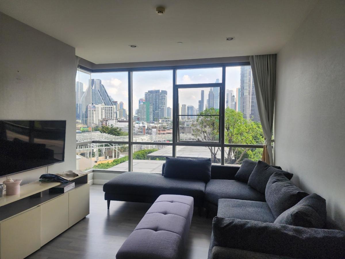 🔥ขายด่วน🔥เดอะ รูม พระราม 4 ใกล้สถานีรถไฟฟ้า MRT หัวลำโพง เฟอร์นิเจอร์ครบ พร้อมเข้าอยู่