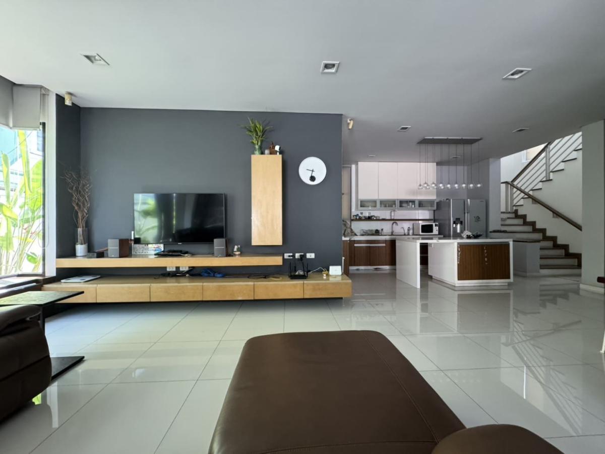 🔥เช่าด่วน+🔥บ้านเดี่ยวสร้างเอง ซอยเสนานิเวศน์ 113 เฟอร์นิเจอร์ครบ พร้อมเข้าอยู่