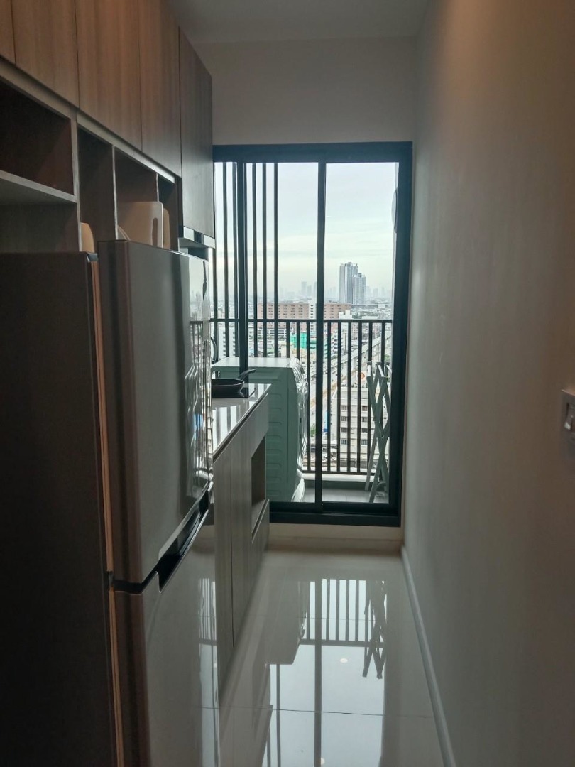 🔥ขายด่วน🔥ไนท์บริดจ์ สุขุมวิท เทพารักษ์ ติดสถานีรถไฟฟ้าสายสีเหลือง เฟอร์นิเจอร์ครบ พร้อมเข้าอยู่