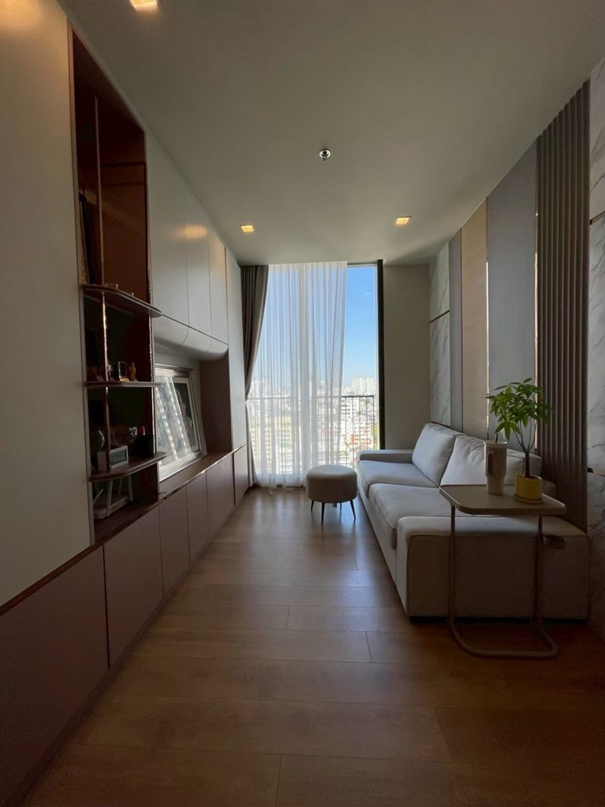 🔥ให้เช่าด่วน🔥Noble Around Sukhumvit 33 ห้องสวย ตกแต่งครบครัน ทั้งเฟอร์นิเจอร์ และ เครื่องใช้ไฟฟ้า พร้อมเข้าอยู่ได้ทันที ใกล้ เอ็มควอเทียร์ 400 เมตร❗