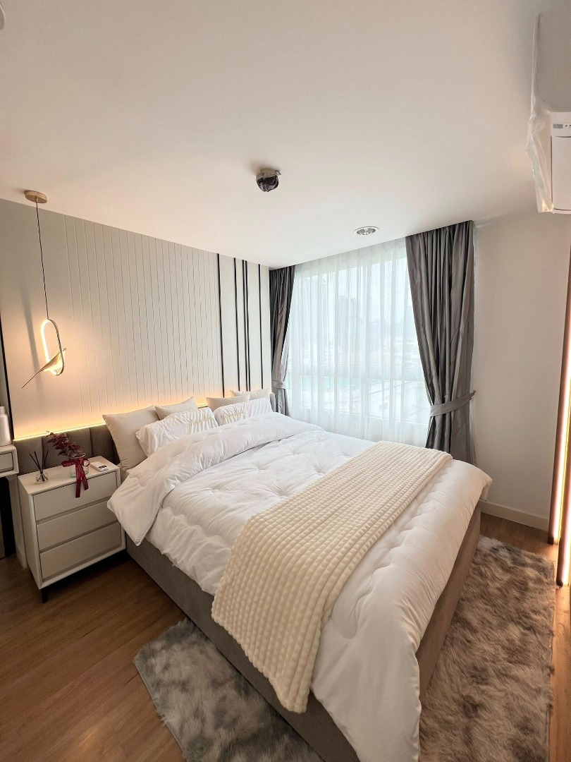 🔥ให้เช่าด่วน🔥 เดอะ คริส รัชดา 17 ห้องกว้าง เฟอร์นิเจอร์ครบพร้อมเข้าอยู่ ใกล้ MRT สุทธิสาร