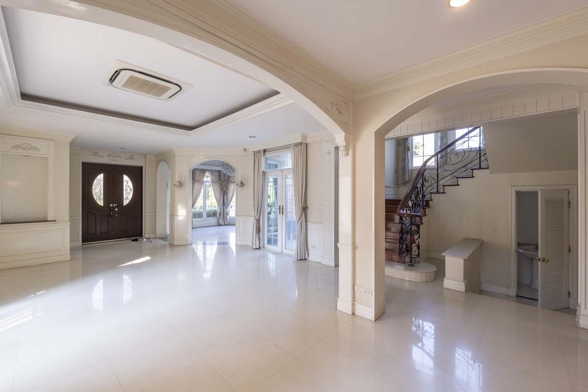 🔥ขายด่วน+🔥หมู่บ้านคริสตัล พาร์ค