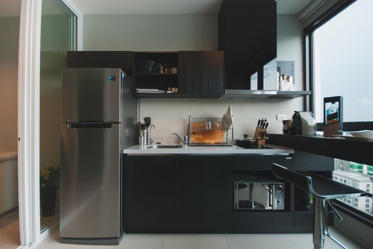 🔥ให้เช่าด่วน🔥ริทึ่ม สุขุมวิท 44/1 ห้องกว้าง วิวเมือง เฟอร์นิเจอร์ครบพร้อมเข้าอยู่ ติดรถไฟฟ้า BTS พระโขนง