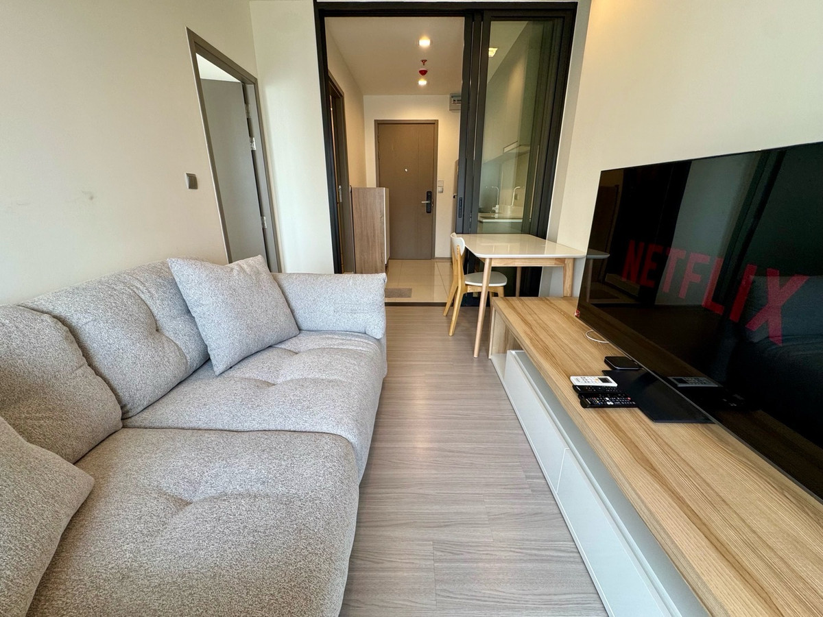 🔥ให้เช่าด่วน🔥ไลฟ์ อโศก ไฮป์ ห้องกว้าง วิวสวย เฟอร์นิเจอร์ครบพร้อมเข้าอยู่ ติดรถไฟฟ้า เดินทางสะดวก