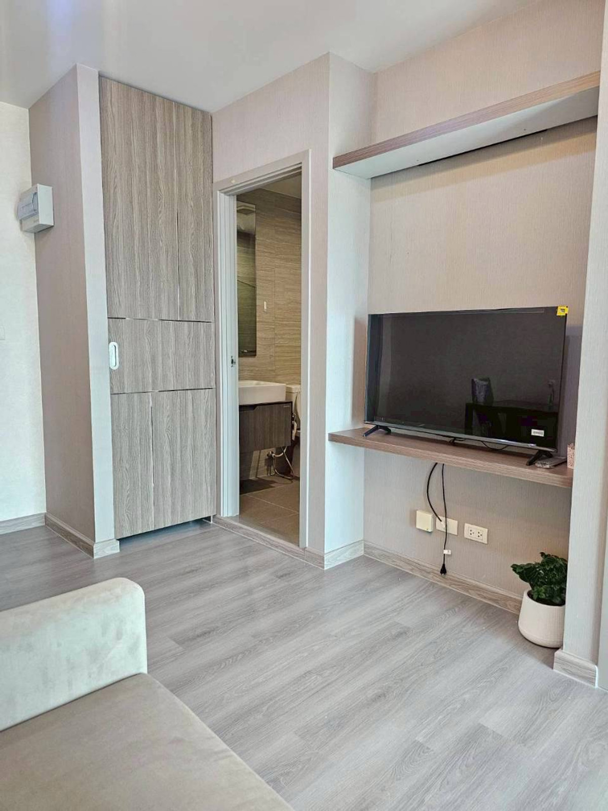 🔥ให้เช่าด่วน🔥เดอะ พาร์คแลนด์ จรัญ - ปิ่นเกล้า ห้องกว้าง วิวสวย เฟอร์นิเจอร์ครบพร้อมเข้าอยู่ ใกล้ MRT บางยี่ขัน