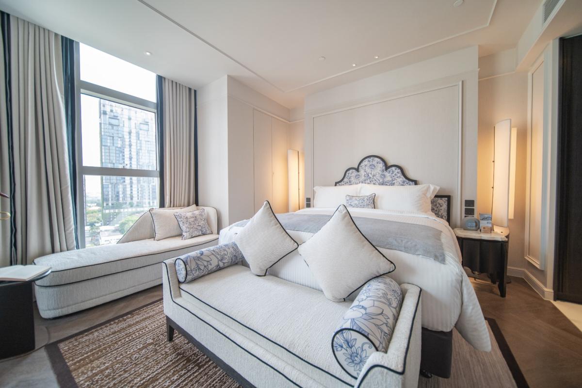 🔥ให้เช่าด่วน🔥LA CLEF Studio Executive 44 ตร.ม. ใกล้ BTS ทองหล่อ 150 เมตร ห้องสวยพร้อมเข้าอยู่ + ฟรี Wi-fi + ทำความสะอาด 3 ครั้ง/สัปดาห์ + เลี้ยงสัตว์ได้ (ราคาโปรโมชั่นถึง 31 มี.ค. 2026)