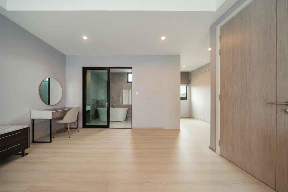 🔥เช่าด่วน🔥ทาวน์โฮม เนอวานา ดีฟายน์ กรุงเทพกรีฑา ใกล้สถานีรถไฟฟ้า MRT สถานีศรีกรีฑา เฟอร์นิเจอร์ครบ พร้อมเข้าอยู่