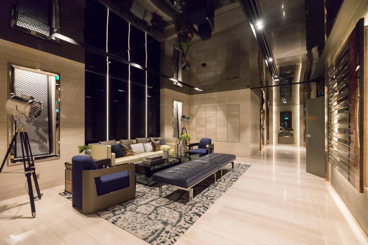 🔥ขายด่วน+🔥แอชตัน จุฬา-สีลม ใกล้สถานีรถไฟฟ้า MRT สามย่าน เฟอร์นิเจอร์ครบ พร้อมเข้าอยู่