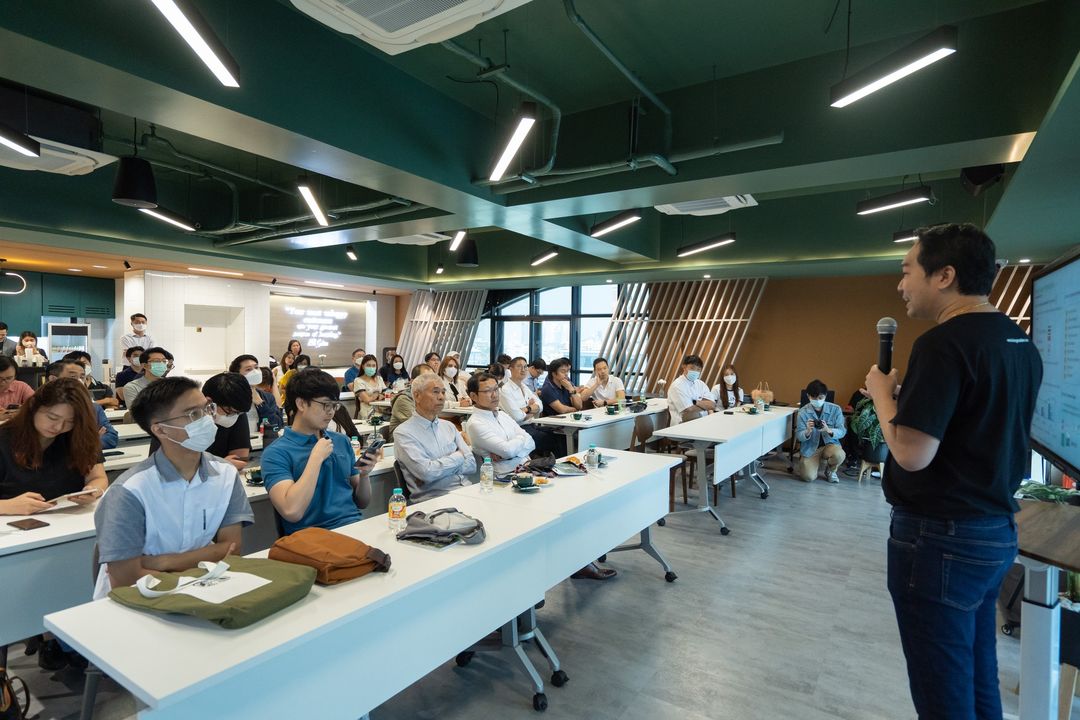 🔥ให้เช่าพื้นที่รายวัน🔥Living Co Space ขนาดพื้นที่ 250 ตารางเมตร ใกล้ MRT สุทธิสาร (ประตู 4) ใช้ขั้นต่ำ 10 ท่านขึ้นไป