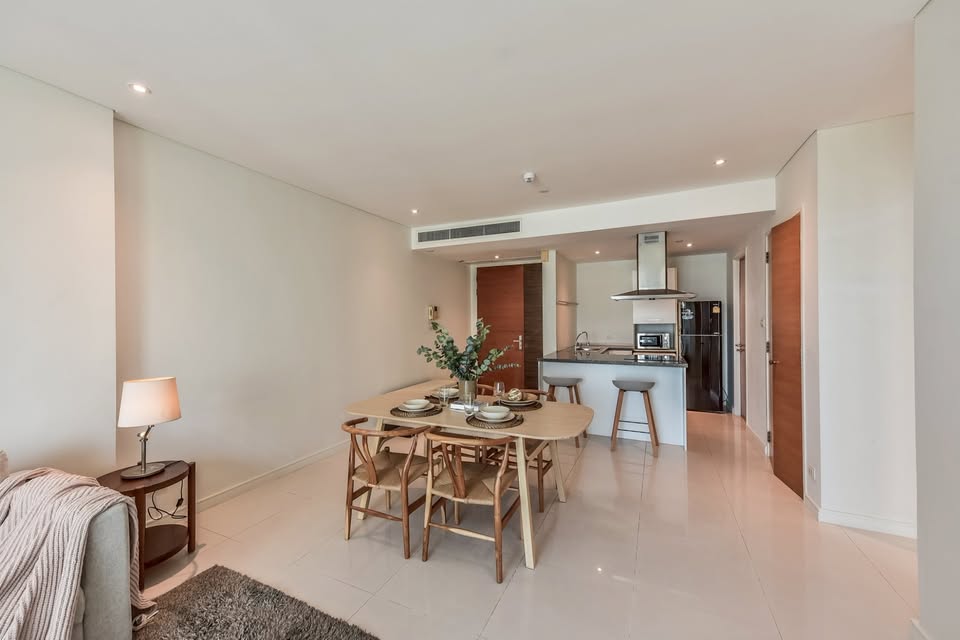 🔥เช่าด่วน+🔥ฟูลเลอตัน สุขุมวิท ใกล้สถานีรถไฟฟ้า BTS เอกมัยและ BTS ทองหล่อ เฟอร์นิเจอร์ครบ พร้อมเข้าอยู่