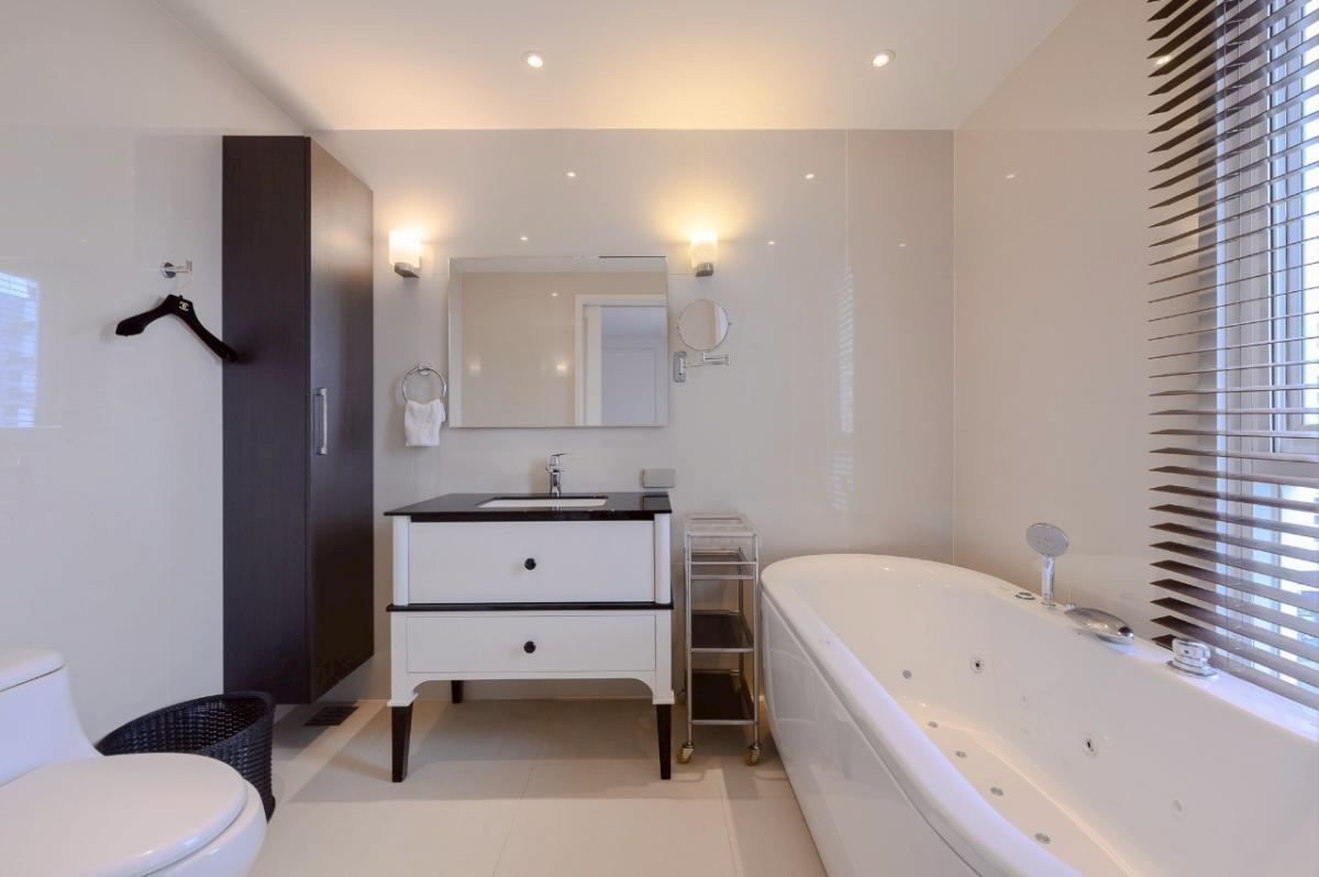 🔥ให้เช่าด่วน🔥ดิ โอเลียนเดอร์ สุขุมวิท 11 ห้องกว้าง 2 ห้องนอน เฟอร์นิเจอร์ครบพร้อมเข้าอยู่ ใกล้ BTS นานา