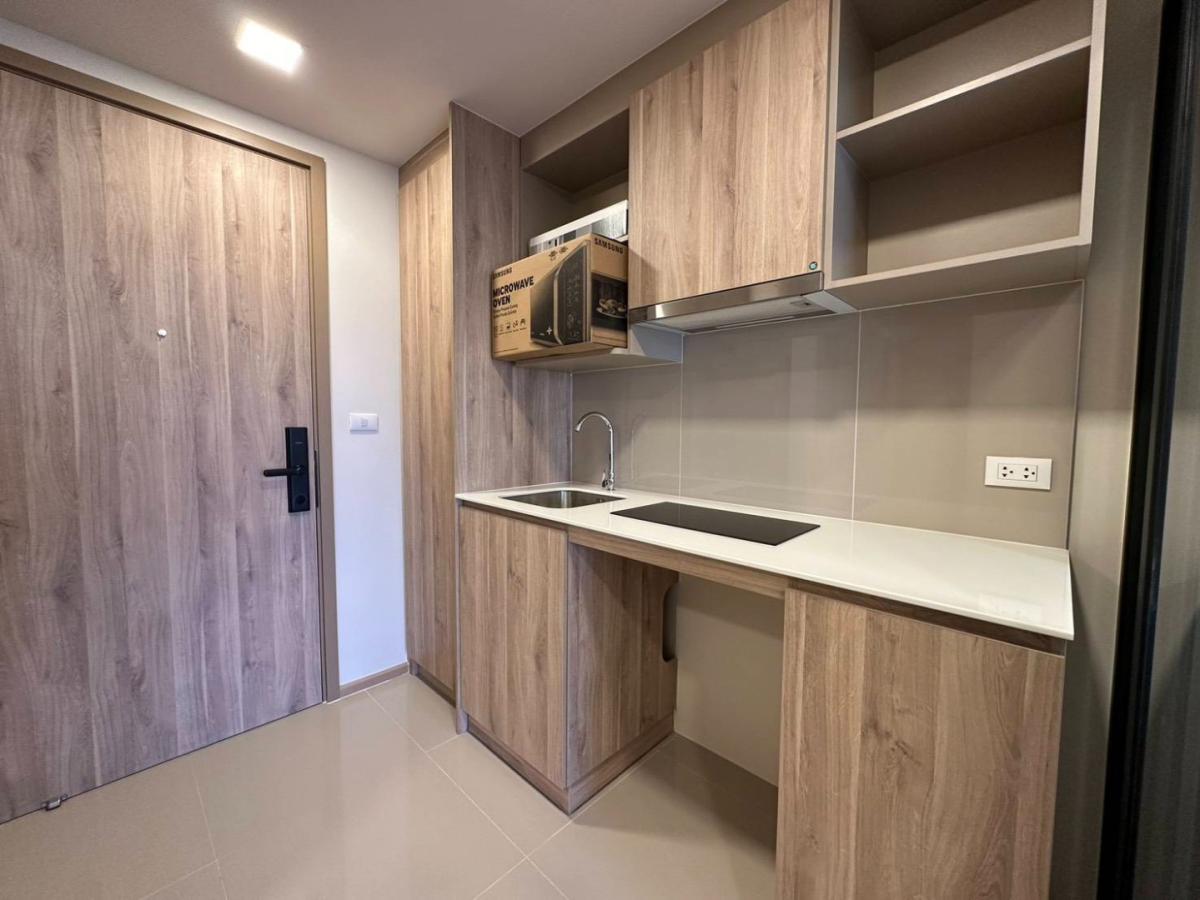 🔥เช่าด่วน+🔥เดอะ เบส เออร์เบิน พระราม 9 ใกล้สถานีรถไฟฟ้า MRT พระราม 9 เฟอร์นิเจอร์ครบ พร้อมเข้าอยู่