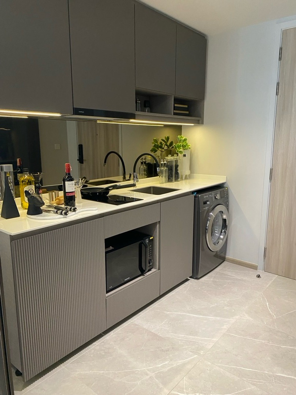 🔥ให้เช่าด่วน🔥แชปเตอร์ ทองหล่อ 25 ห้องกว้าง 2 ห้องนอน ตกแต่งสวย เฟอร์นิเจอร์ครบพร้อมเข้าอยู่ ใกล้ BTS ทองหล่อ