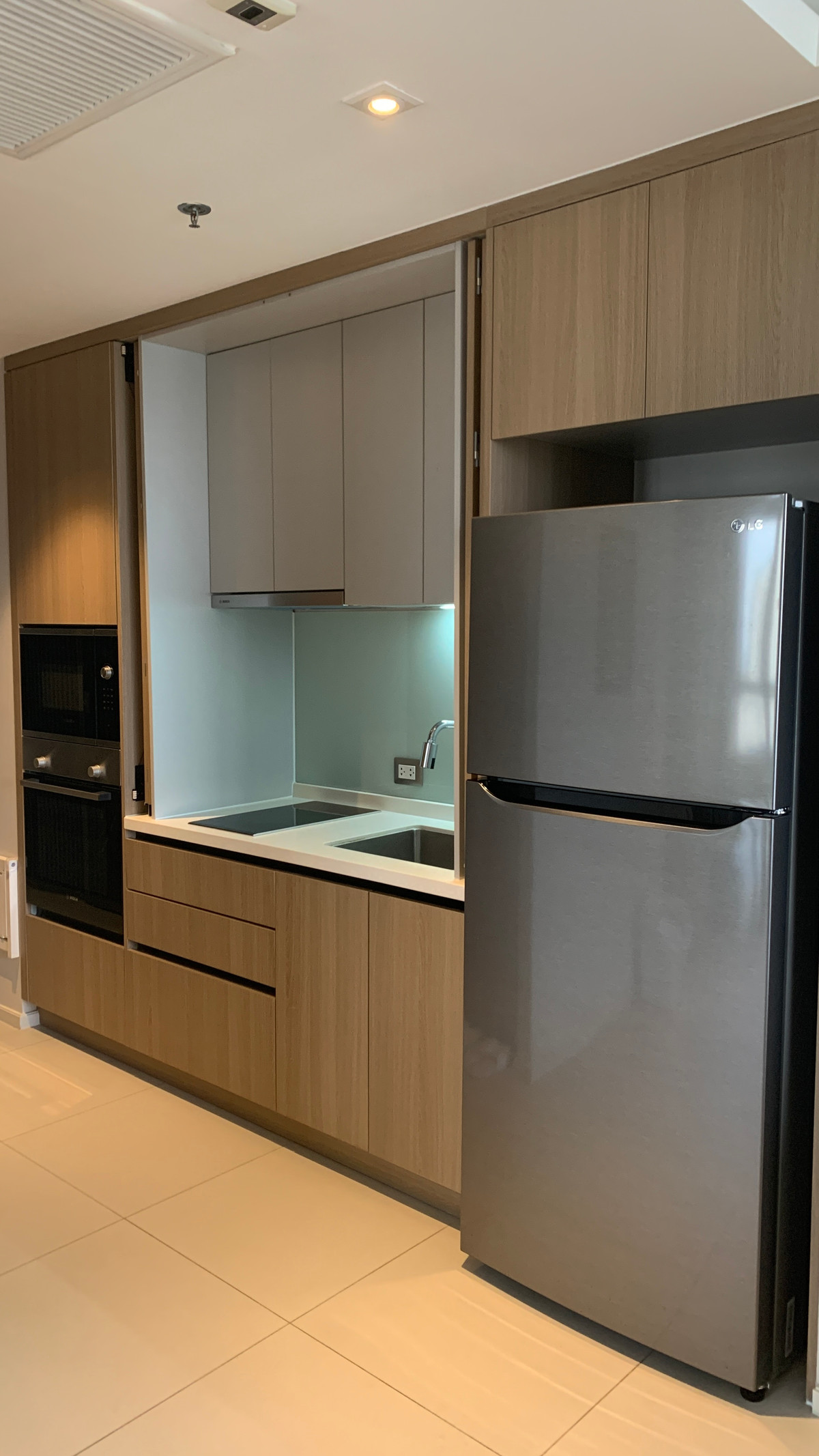 🔥ให้เช่าด่วน🔥เซอร์เคิล สุขุมวิท 31 ห้อง2ห้องนอน วิวสวย เฟอร์นิเจอร์ครบพร้อมเข้าอยู่ ใกล้ BTS พร้อมพงษ์ และ MRT อโศก