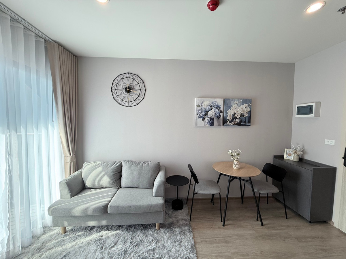 🔥ให้เช่าด่วน🔥โนเบิล นิว ดิสทริค อาร์ไนน์ ห้องตกแต่งสวย เฟอร์นิเจอร์ครบพร้อมเข้าอยู่ ใกล้ MRT พระราม9