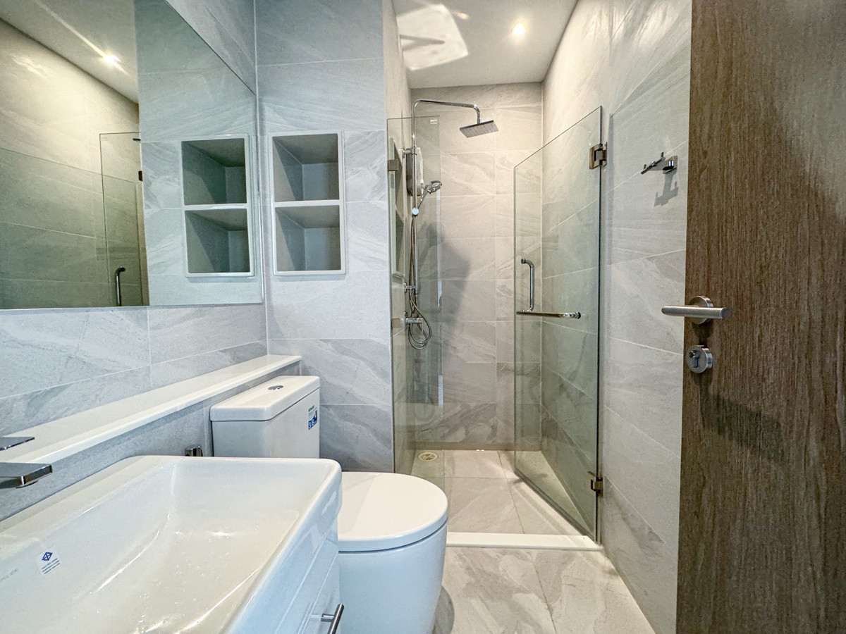 🔥 ให้เช่าด่วน🔥 RHYTHM Ekkamai Estate ห้องใหม่สุดปัง ทำเลทอง ใจกลางเอกมัย–ทองหล่อ ✨ ใกล้ BTS เอกมัย เดินทางสะดวกสุดๆ 🚝