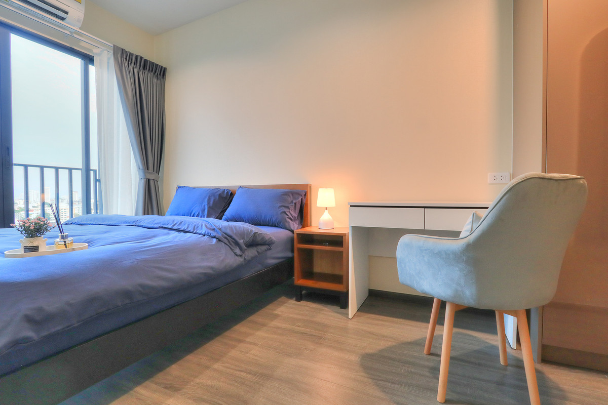 🔥ขายด่วน🔥ไอดีโอ สุขุมวิท-พระราม 4 ห้องมุม ใหญ่ วิวดี  เฟอร์นิเจอร์ครบพร้อมเข้าอยู่ ใกล้ BTS พระโขนง