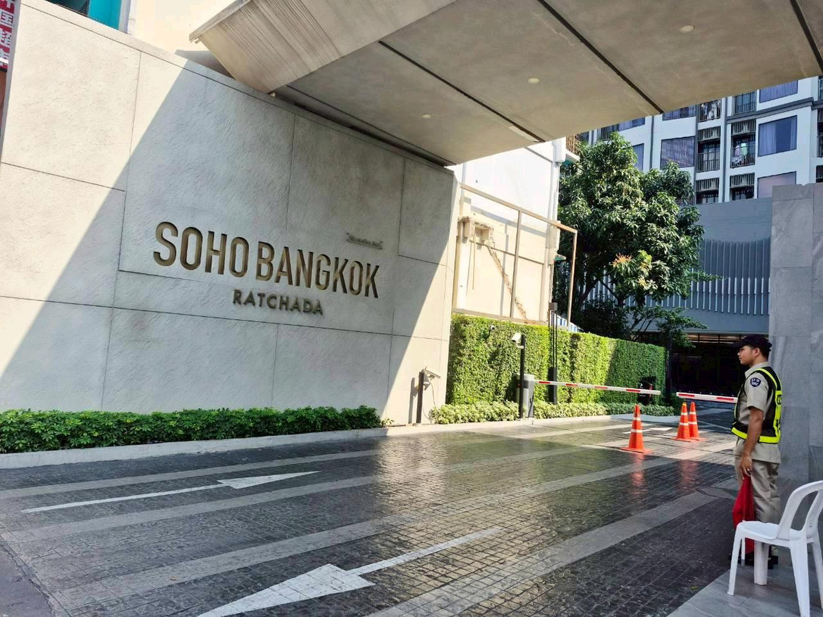 🔥ให้เช่าด่วน 🔥โซโห​ แบงค็อก​ รัชดา เพดานสูง ห้องสวย แต่งครบ ใกล้ MRT ห้วยขวาง เฟอร์ครบ พร้อมอยู่