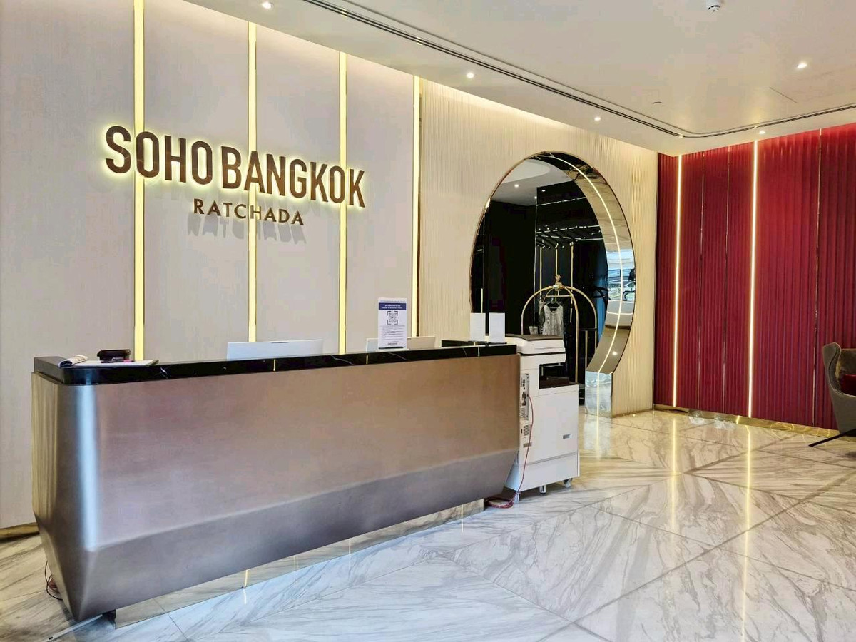 🔥ให้เช่าด่วน 🔥โซโห​ แบงค็อก​ รัชดา เพดานสูง ห้องสวย แต่งครบ ใกล้ MRT ห้วยขวาง เฟอร์ครบ พร้อมอยู่