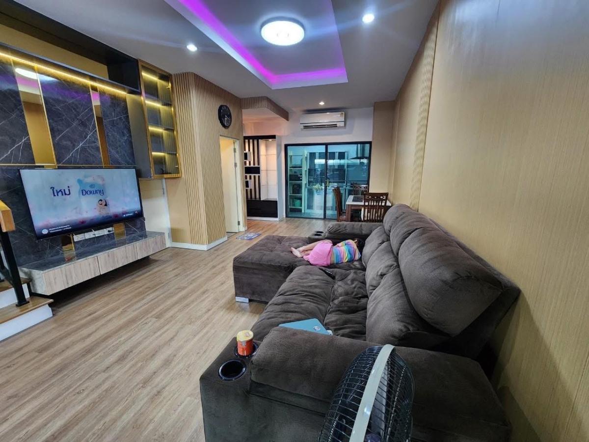 🔥ให้เช่าด่วน🔥บ้านกลางเมือง พระราม9-กรุงเทพกรีฑา บ้านติดถนนหลัก กรุงเทพกรีฑาตัดใหม่ ใกล้โรงเรียนนานาชาติ