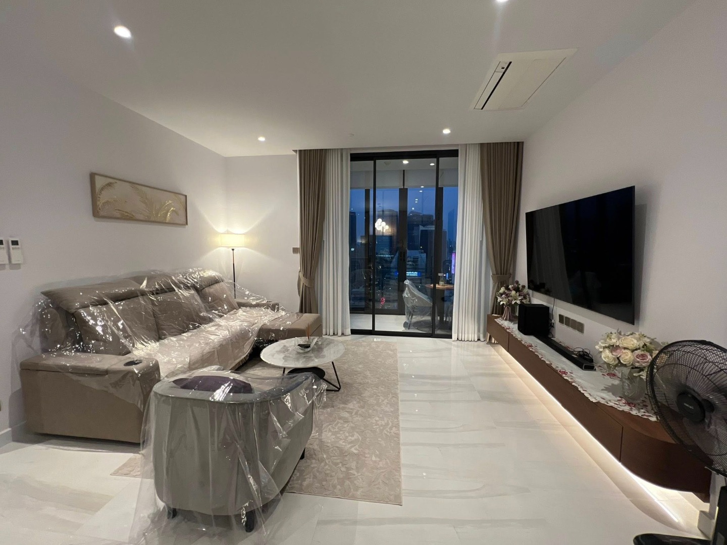 🔥ให้เช่าด่วน🔥 ศุภาลัย ไอคอน สาทร ห้องใหญ่ 3 ห้องนอน ชั้นสูง วิวเมือง 2 ที่จอดรถ เหมาะครอบครัว ใจกลางสาทร