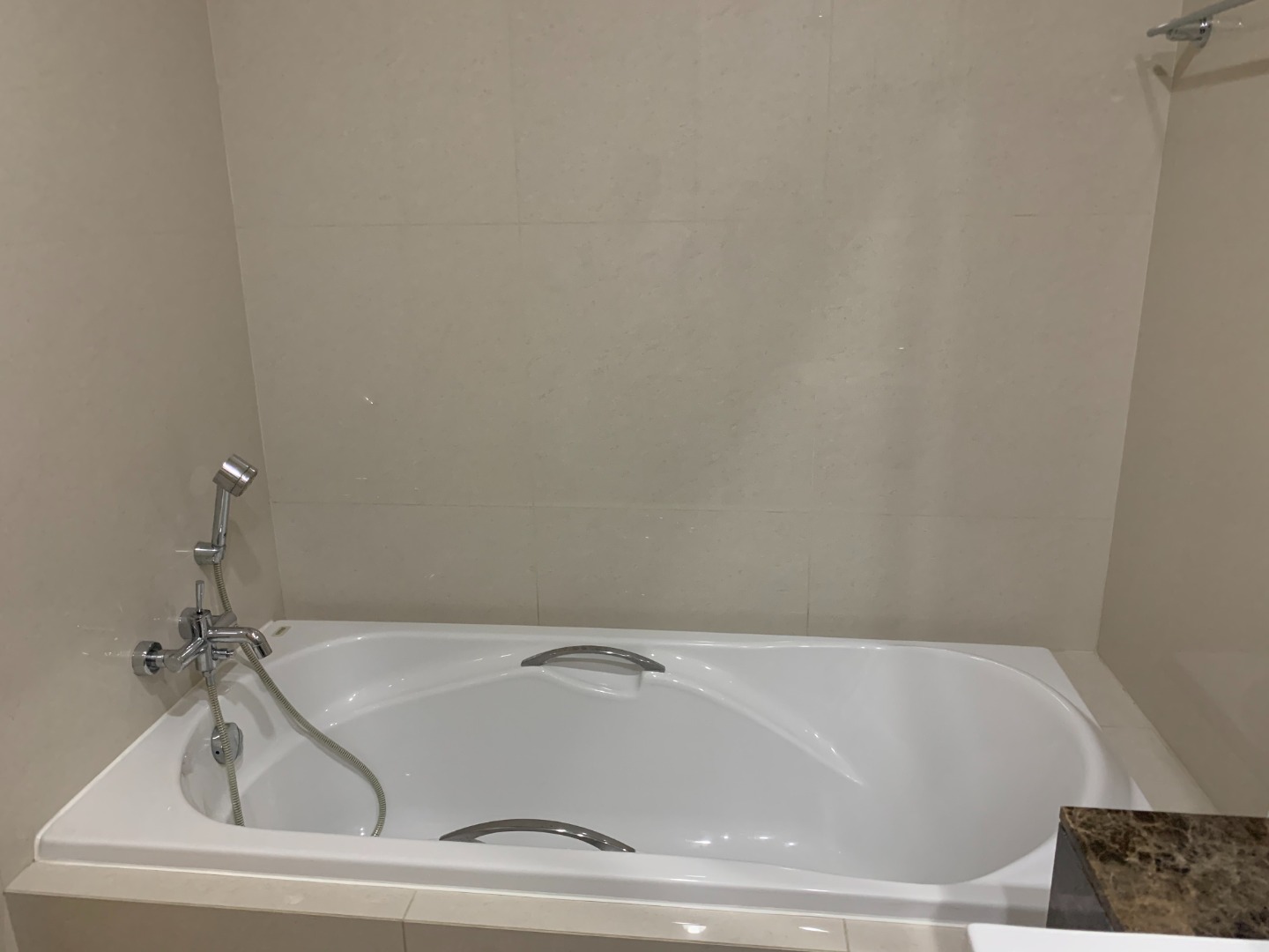 🔥ขายด่วน+🔥39 บาย แสนสิริ ใกล้สถานีรถไฟฟ้า BTS พร้อมพงษ์ เฟอร์นิเจอร์ครบ พร้อมเข้าอยู่