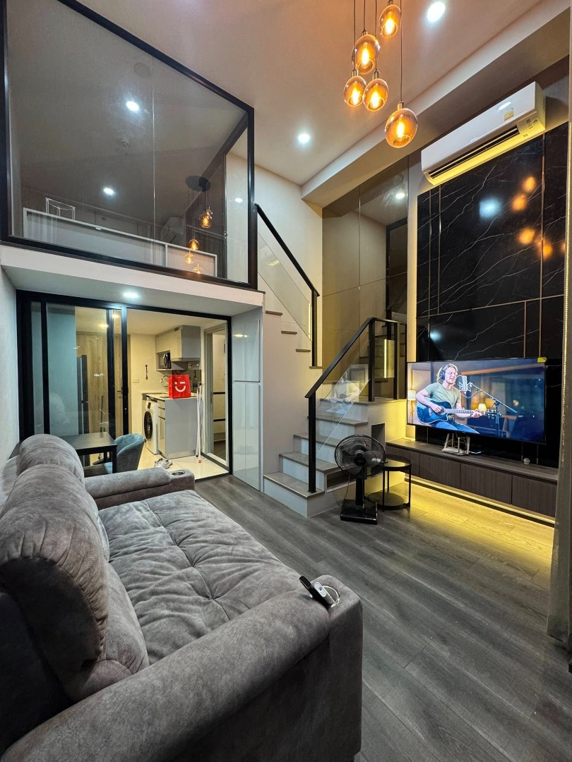 🔥ให้เช่าด่วน🔥ไนท์บริดจ์ สเปซ รัชโยธิน ห้อง Duplex วิวสูง ใจกลางรัชโยธิน — ก้าวเดียวถึง BTS พร้อมอยู่ทันที  ครบจบในห้องเดียว