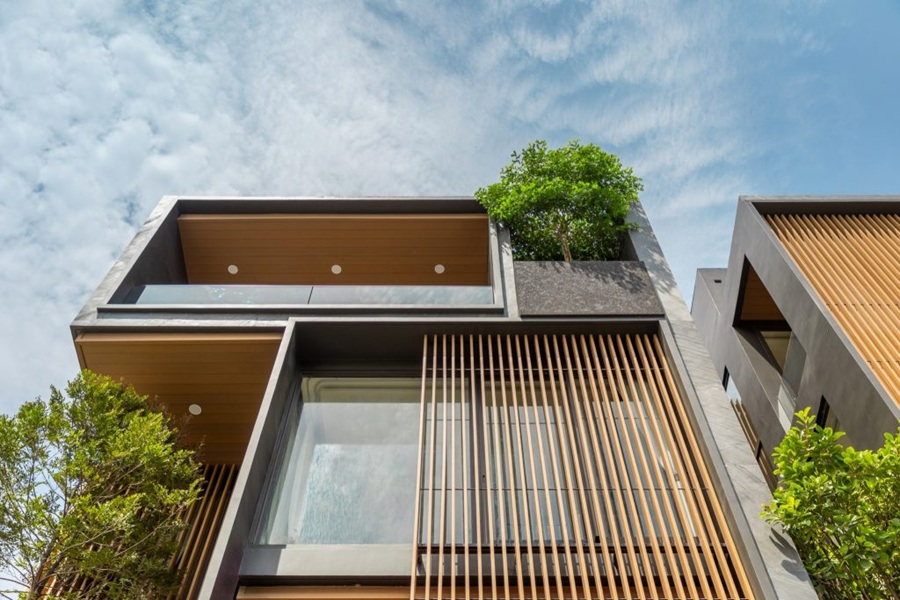 อาเบอร์-เออเบิน-ลาดพร้าว